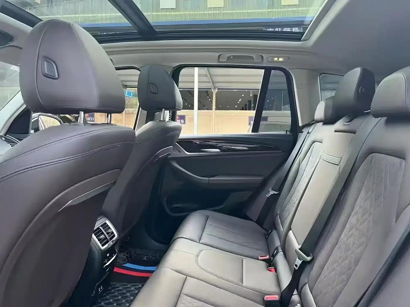 2022 BMW X3 xDrive25i M Sport Package — миниатюра 6