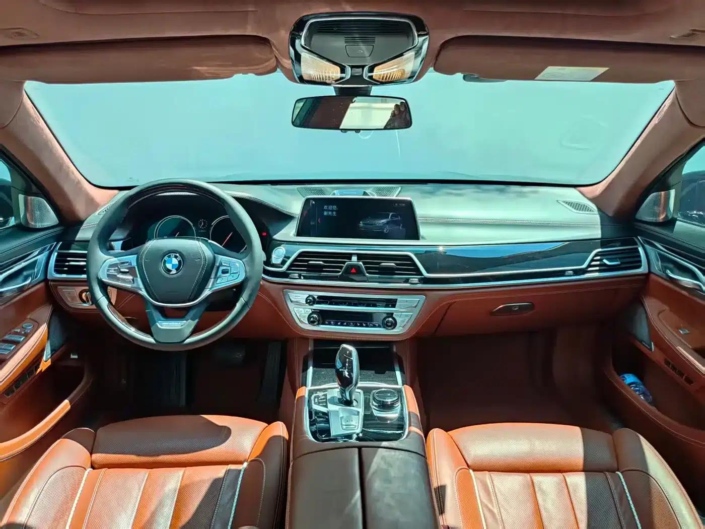 2017 BMW 7 Series 740Li xDrive Individual Edition — миниатюра 18