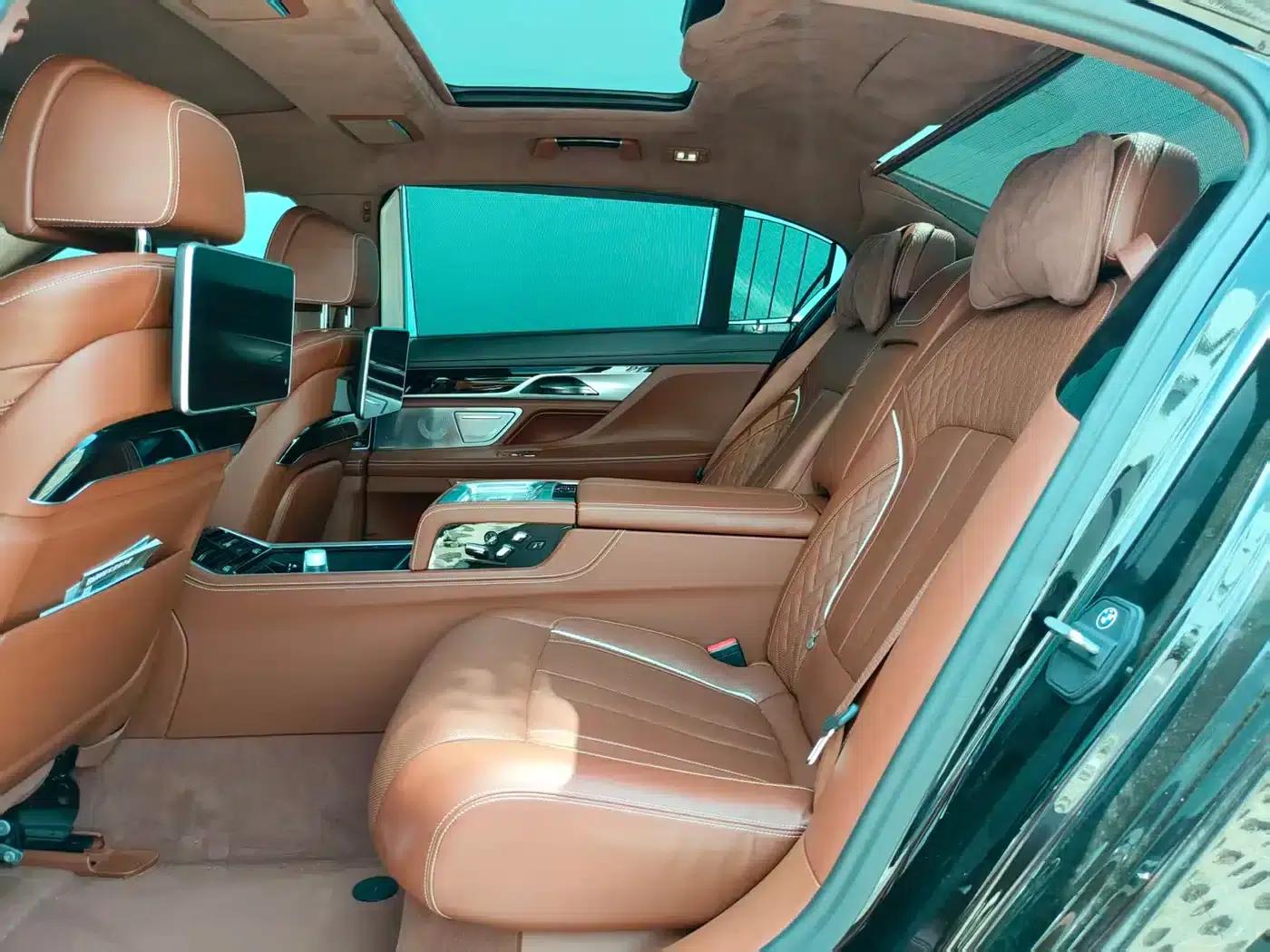 2017 BMW 7 Series 740Li xDrive Individual Edition — миниатюра 9