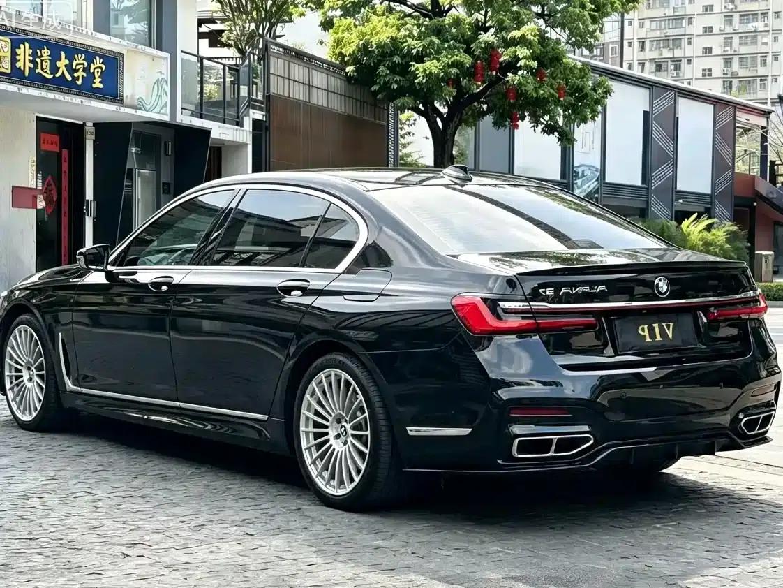 2017 BMW 7 Series 740Li xDrive Luxury — миниатюра 9