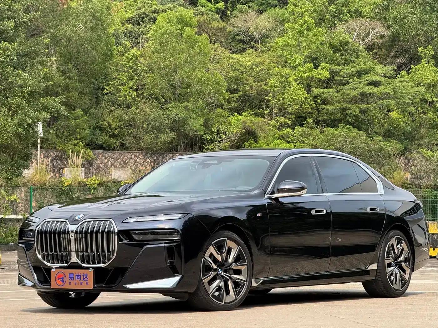 2023 BMW 7 Series 740Li Leading Edition M Sport Package — миниатюра 2