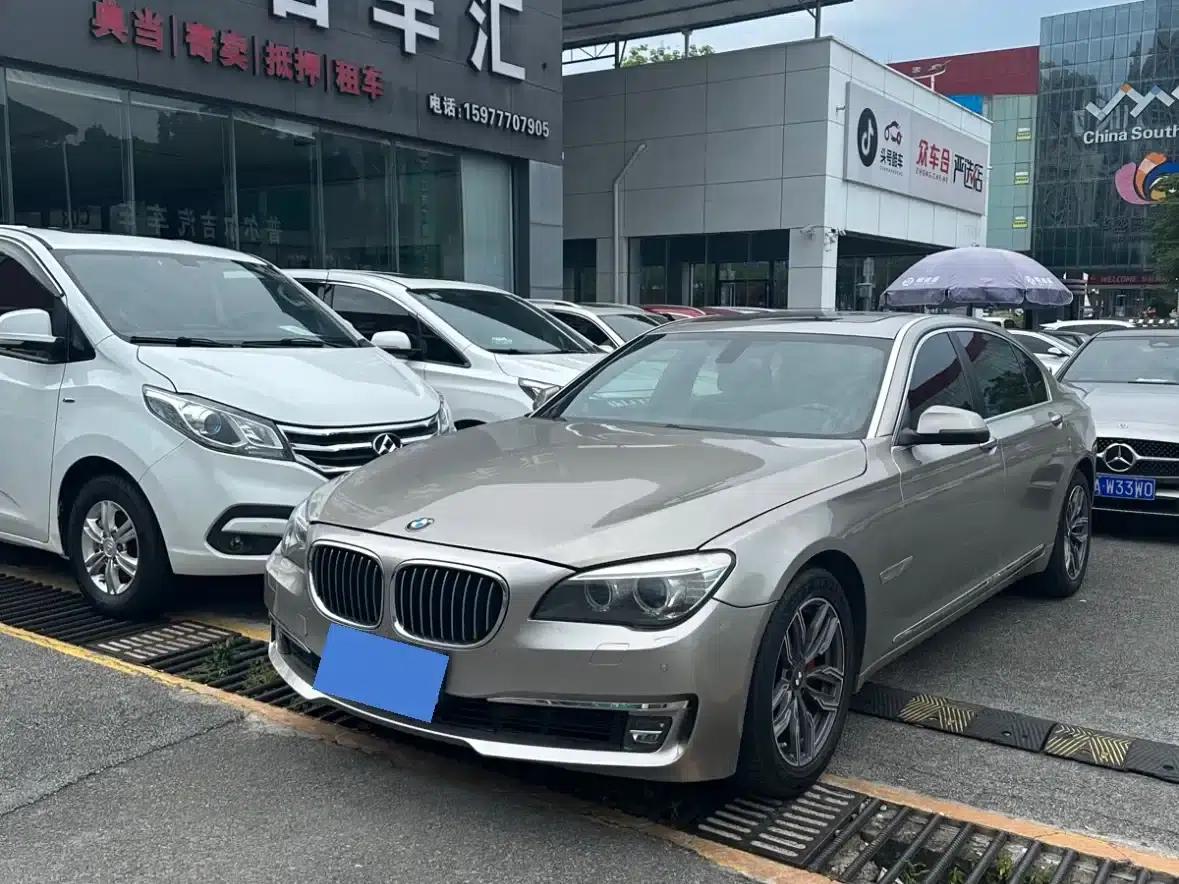 BMW 7 Series 2013 730Li Leading Edition — миниатюра 3