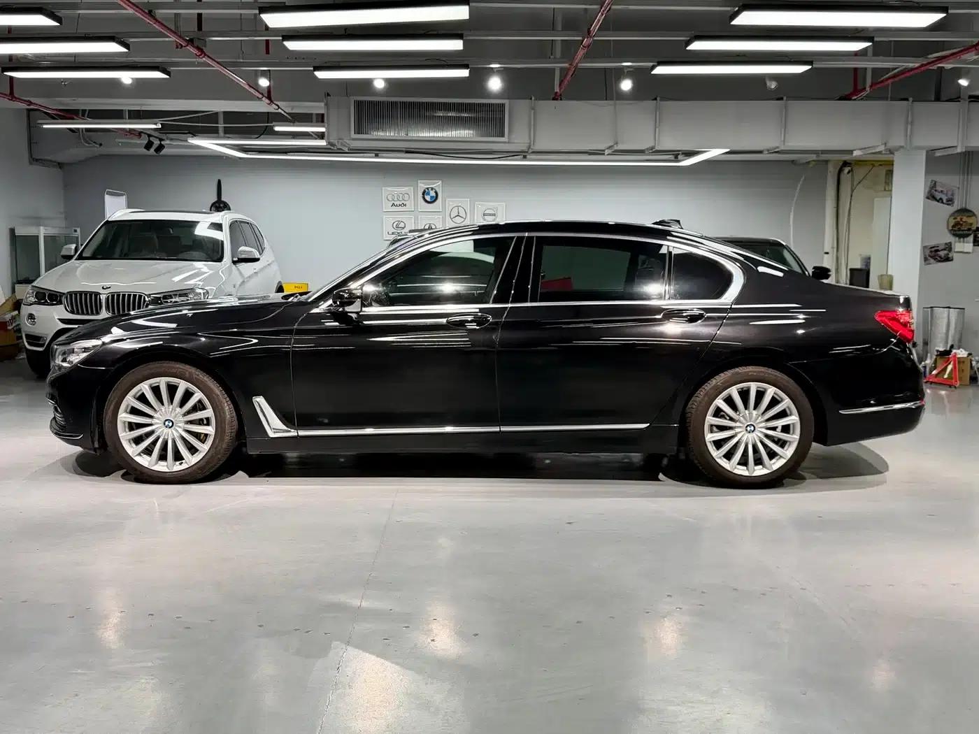 2016 BMW 7 Series 740Li Leading Edition — миниатюра 4