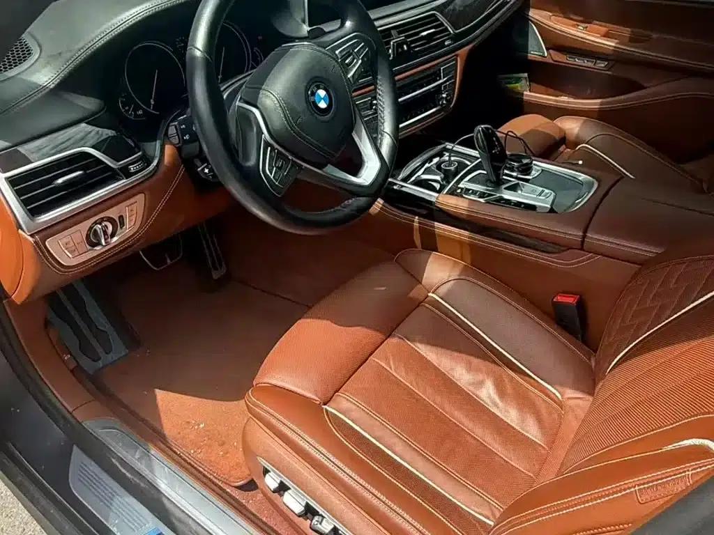 2018 BMW 7 Series 740Li xDrive Luxury Package — миниатюра 3