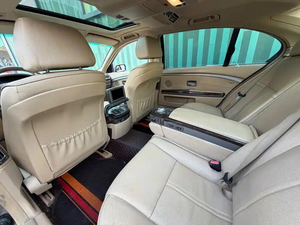 BMW 7 Series 2008 730Li Classic Edition — миниатюра 7