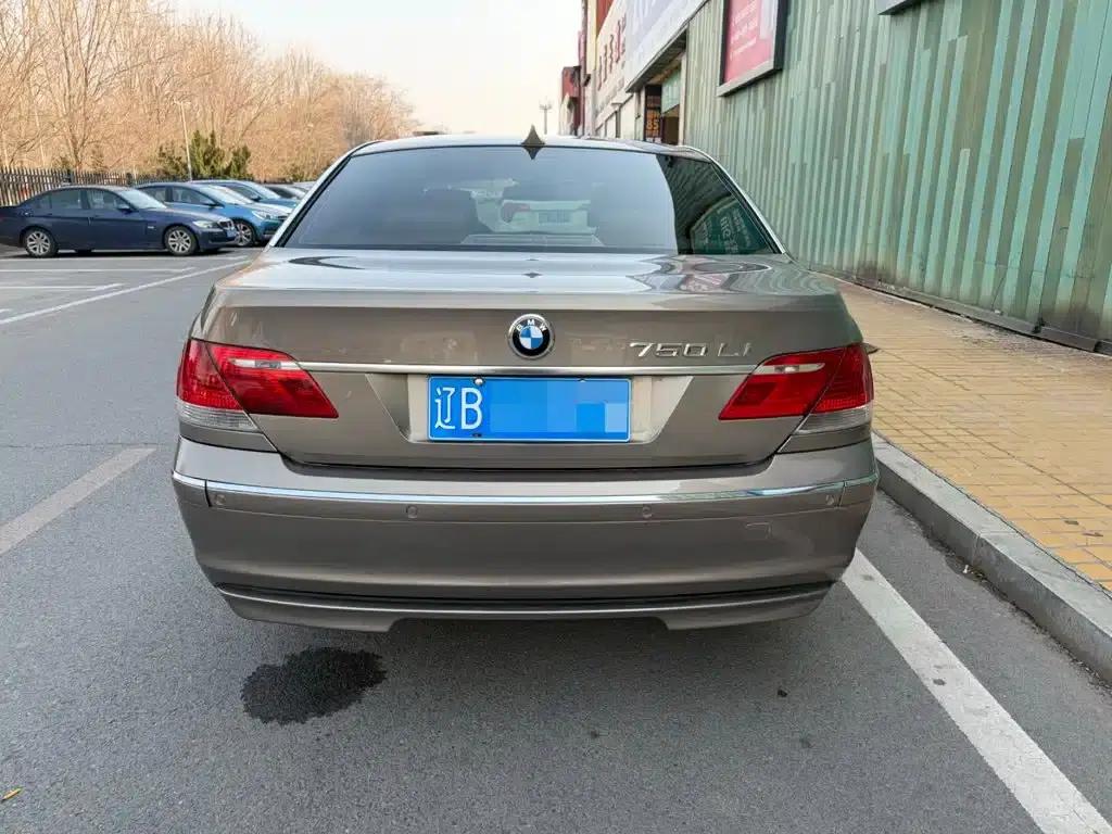 BMW 7 Series 2008 730Li Classic Edition — миниатюра 10
