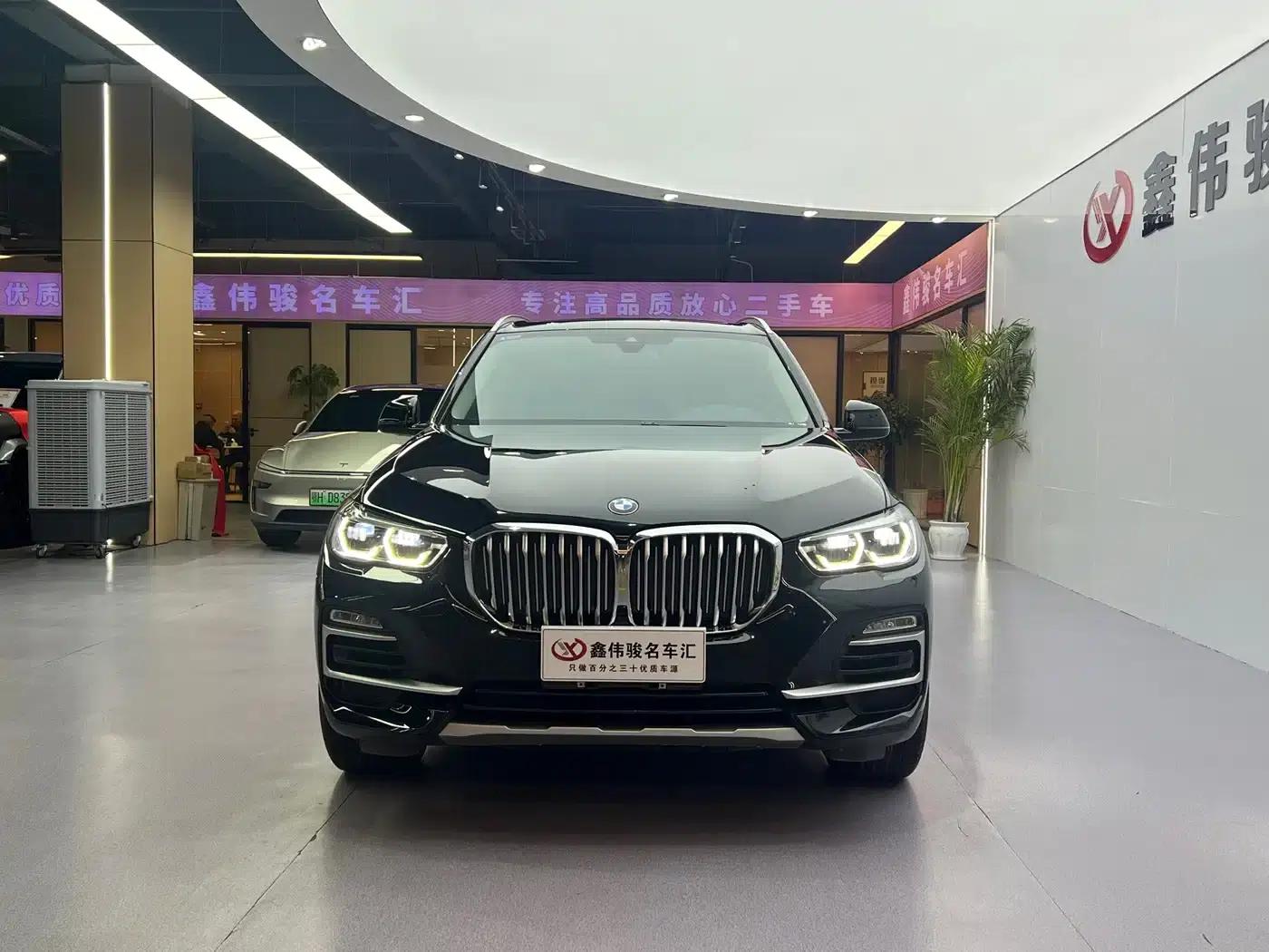BMW X5 (Imported) 2020 xDrive30i X Design Package — миниатюра 3