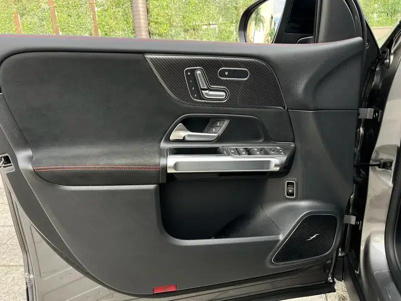 2024 Mercedes-Benz GLB AMG 35 4MATIC — миниатюра 12