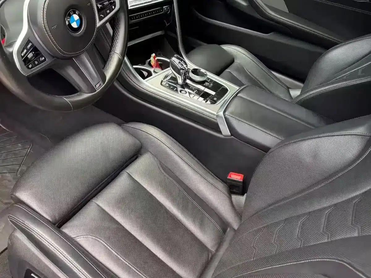 2019 BMW 8 Series 840i Coupe M Sport Package — миниатюра 2
