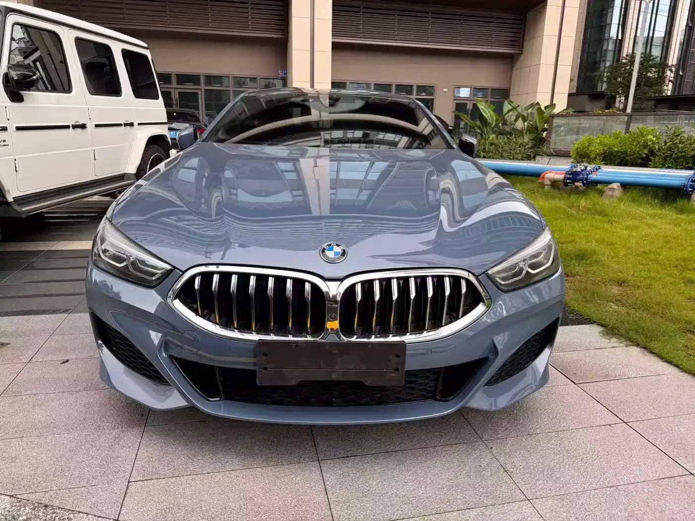 2019 BMW 8 Series 840i Coupe M Sport Package — миниатюра 3