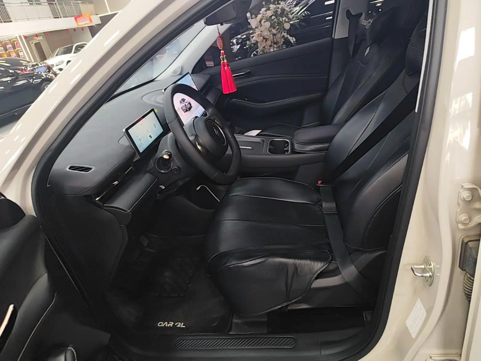 Baojun Yunhai 2024 140km Plug-in Hybrid Version — миниатюра 17