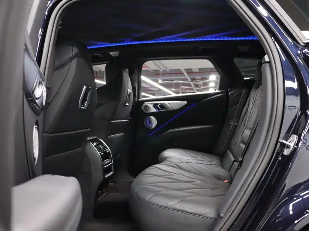 BMW XM 2023 50e — миниатюра 26