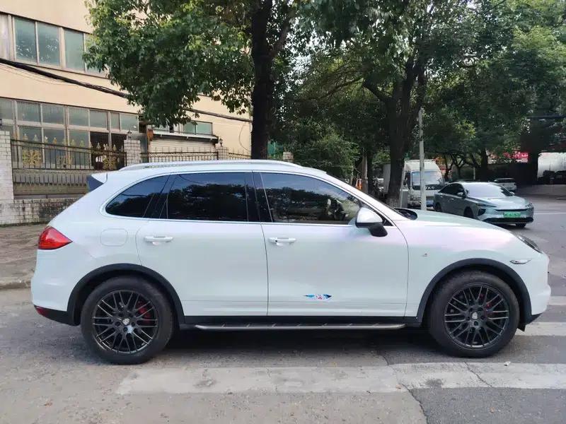 Cayenne 2011 Cayenne 3.0T — миниатюра 8