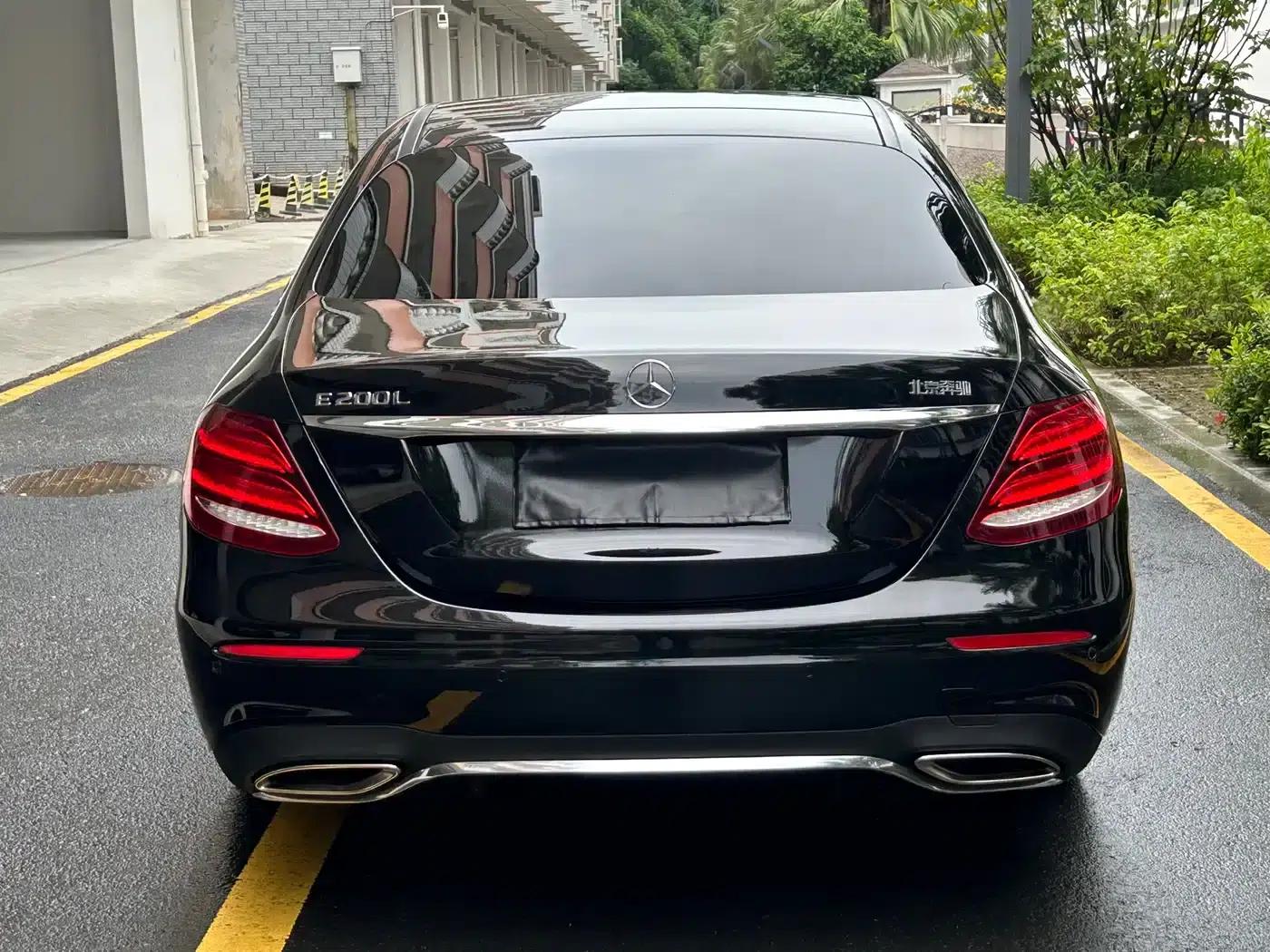 Mercedes-Benz E-Class 2018 Facelift E 200 L Sport — миниатюра 3