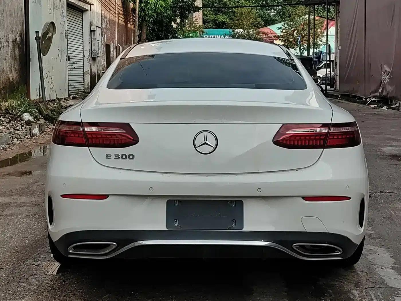 Imported Mercedes-Benz E-Class 2021 Facelift E 300 Coupe — миниатюра 9