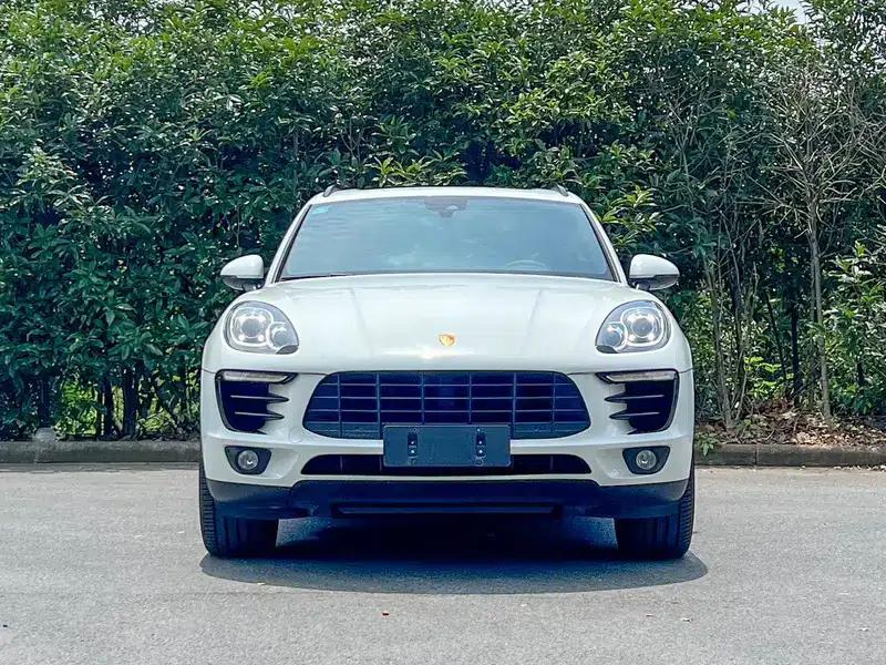 2017 Macan 2.0T — миниатюра 2