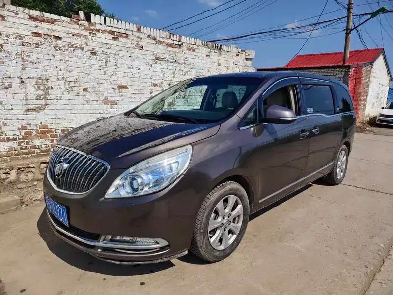 Buick GL8 2014 3.0L XT Luxury Business Flagship Edition — миниатюра 1