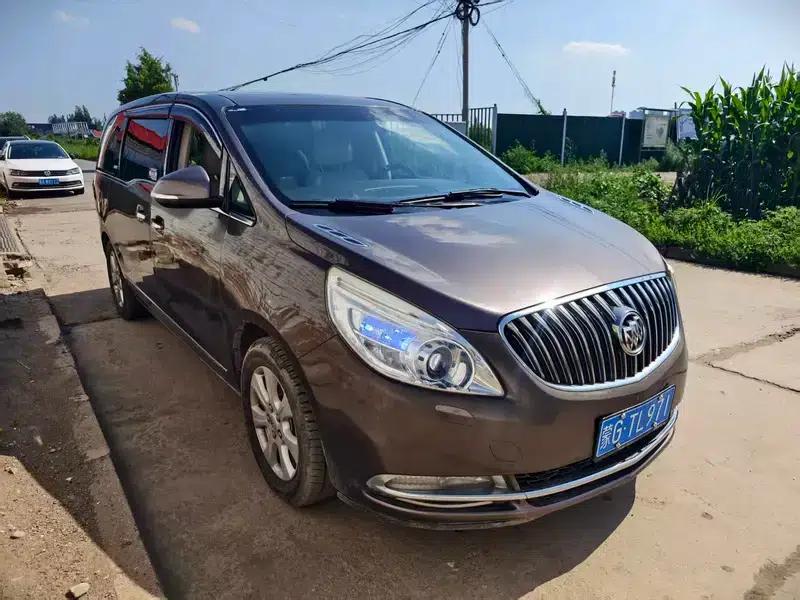 Buick GL8 2014 3.0L XT Luxury Business Flagship Edition — миниатюра 3