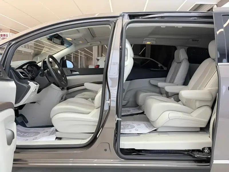 Buick GL8 2021 Land Business Class 652T Smart Premium Edition — миниатюра 22