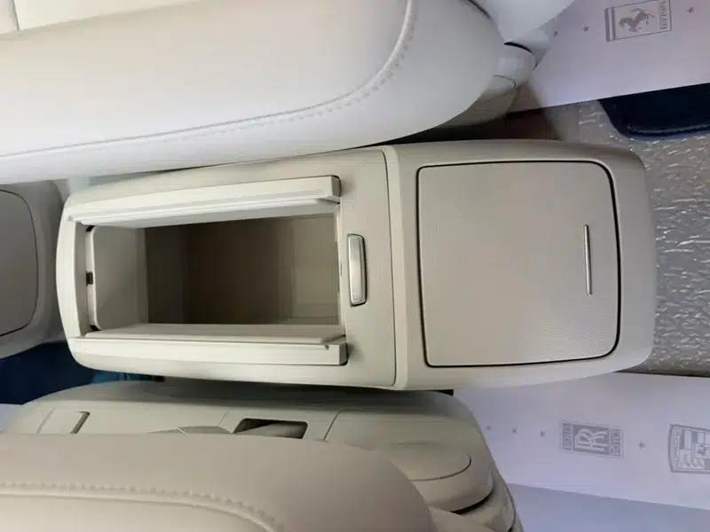Buick GL8 2021 Land Business Class 652T Smart Premium Edition — миниатюра 9