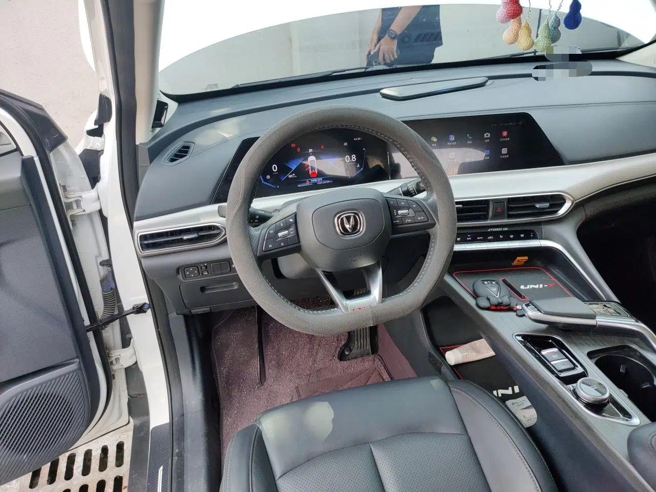 CHANGAN UNI-T 2020 1.5T Prestige Version — миниатюра 10