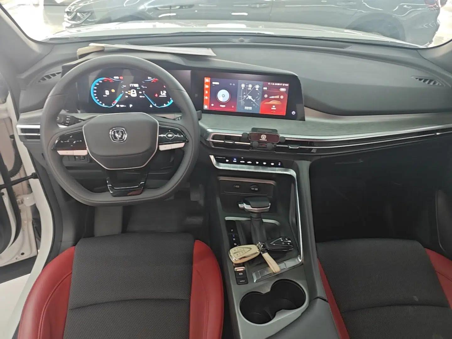 CHANGAN CS35PLUS 2023 Enjoy Edition 1.4T DCT Luxury Model — миниатюра 12