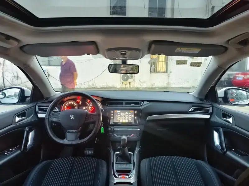 Peugeot 408 2014 1.8L Automatic Leading Edition — миниатюра 7