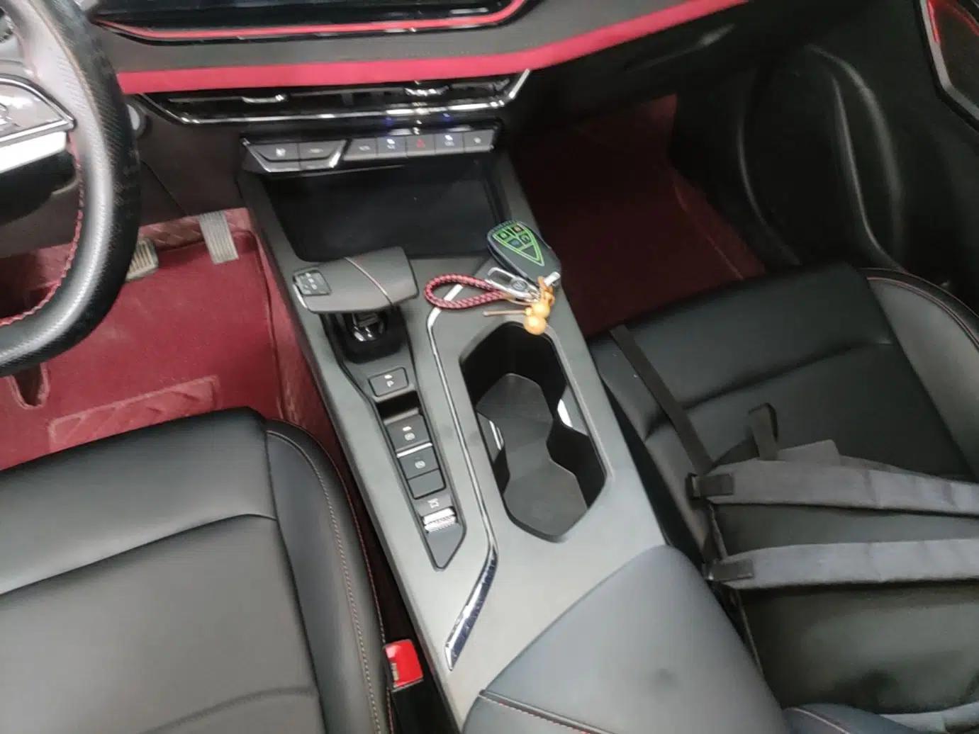 CHANGAN X5 PLUS 2025 1.5T DCT Pioneer Edition — миниатюра 16