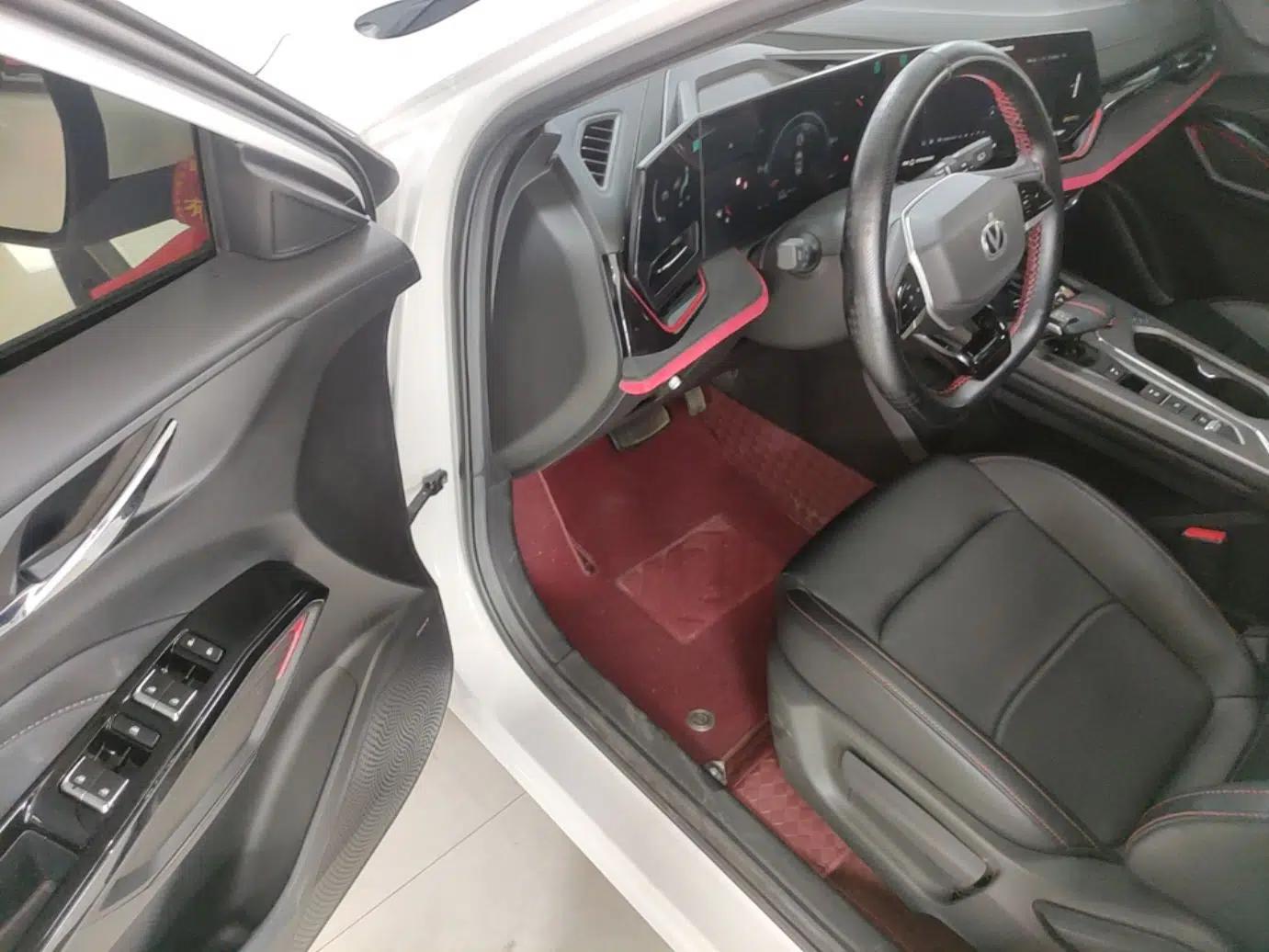 CHANGAN X5 PLUS 2025 1.5T DCT Pioneer Edition — миниатюра 18