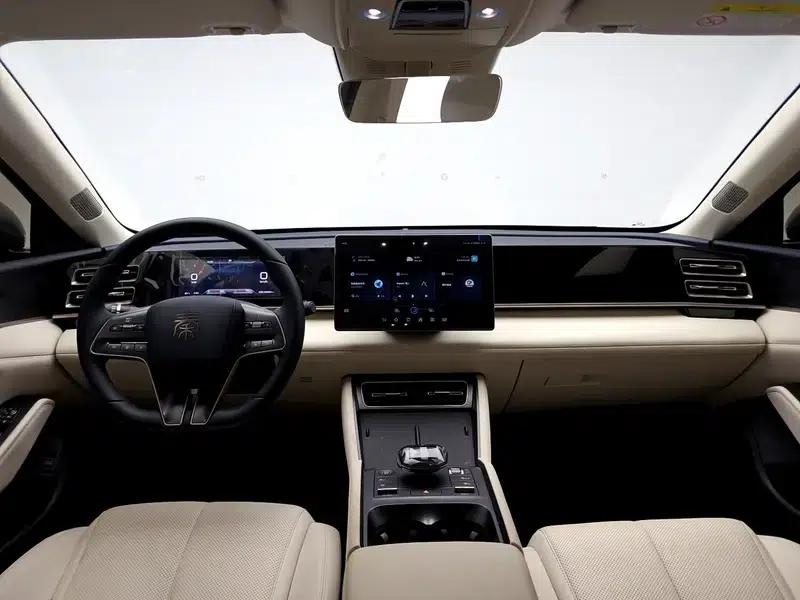 Qin L DM 2024 DM-i 80KM Super Edition — миниатюра 14