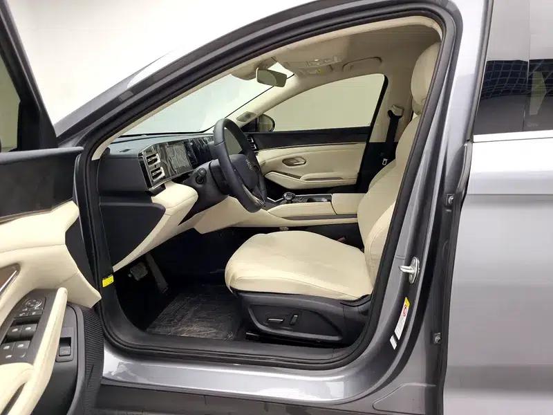Qin L DM 2024 DM-i 80KM Super Edition — миниатюра 17