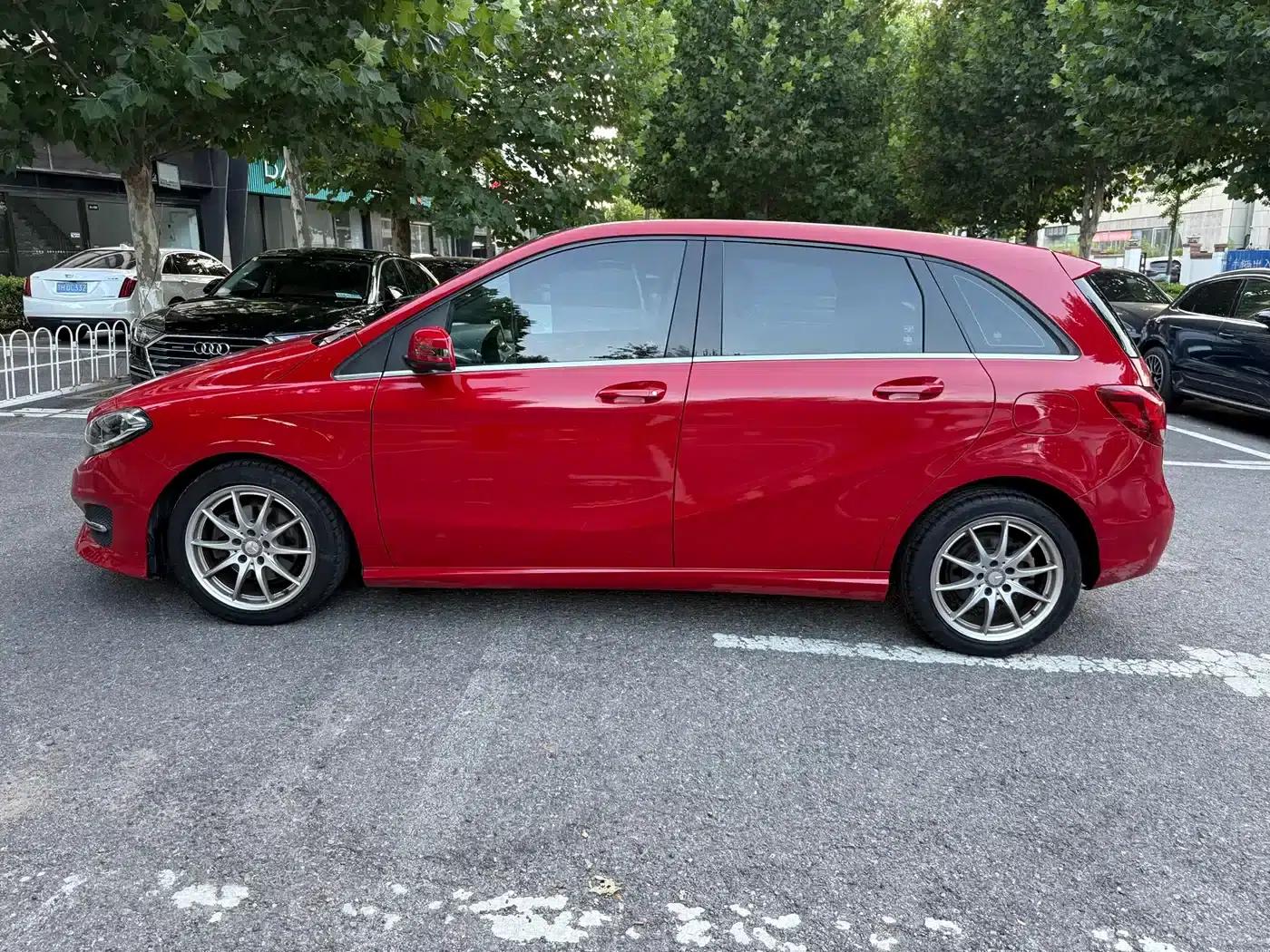 2015 Mercedes-Benz B-Class B 200 Dynamic — миниатюра 3