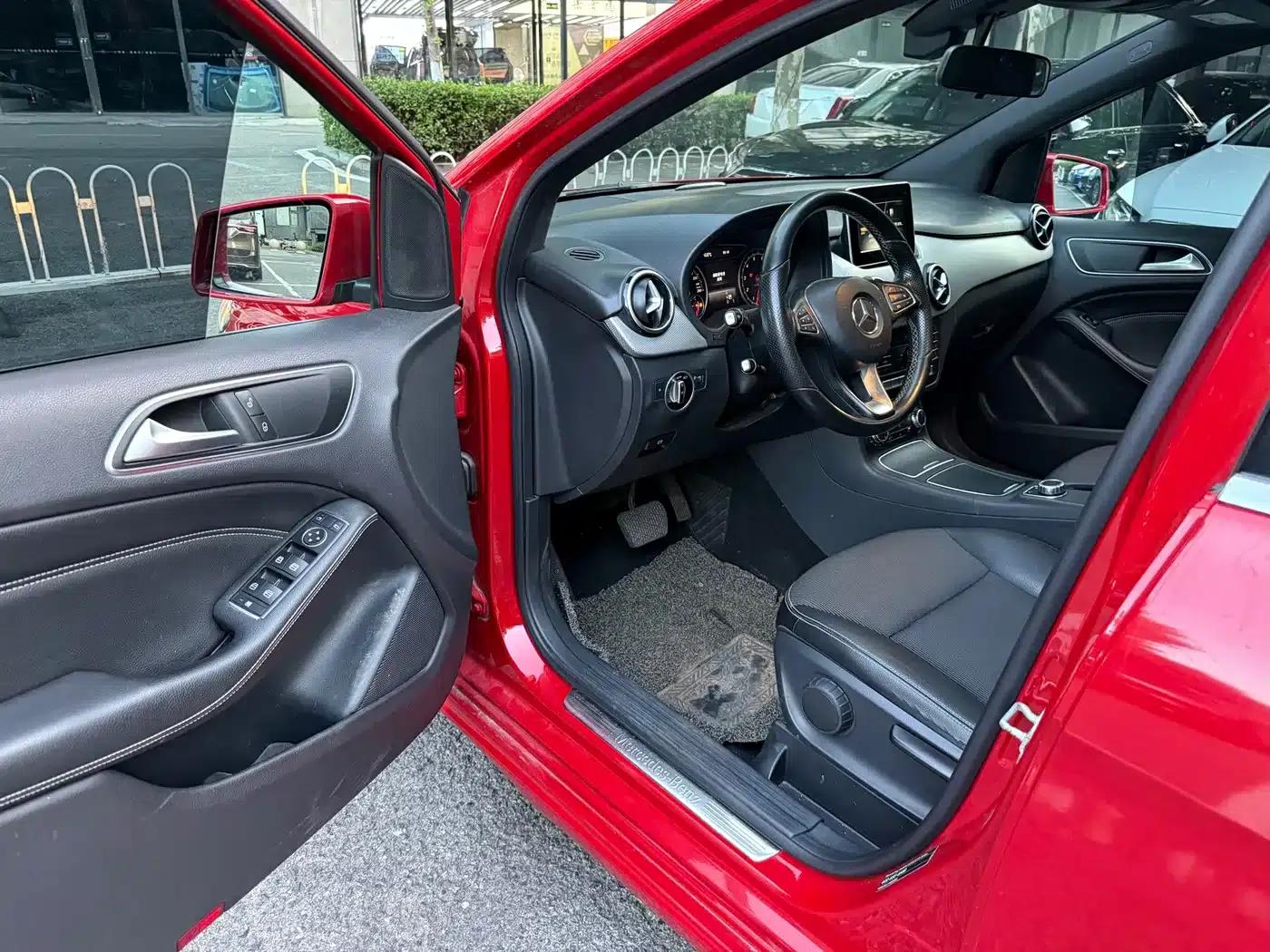 2015 Mercedes-Benz B-Class B 200 Dynamic — миниатюра 7