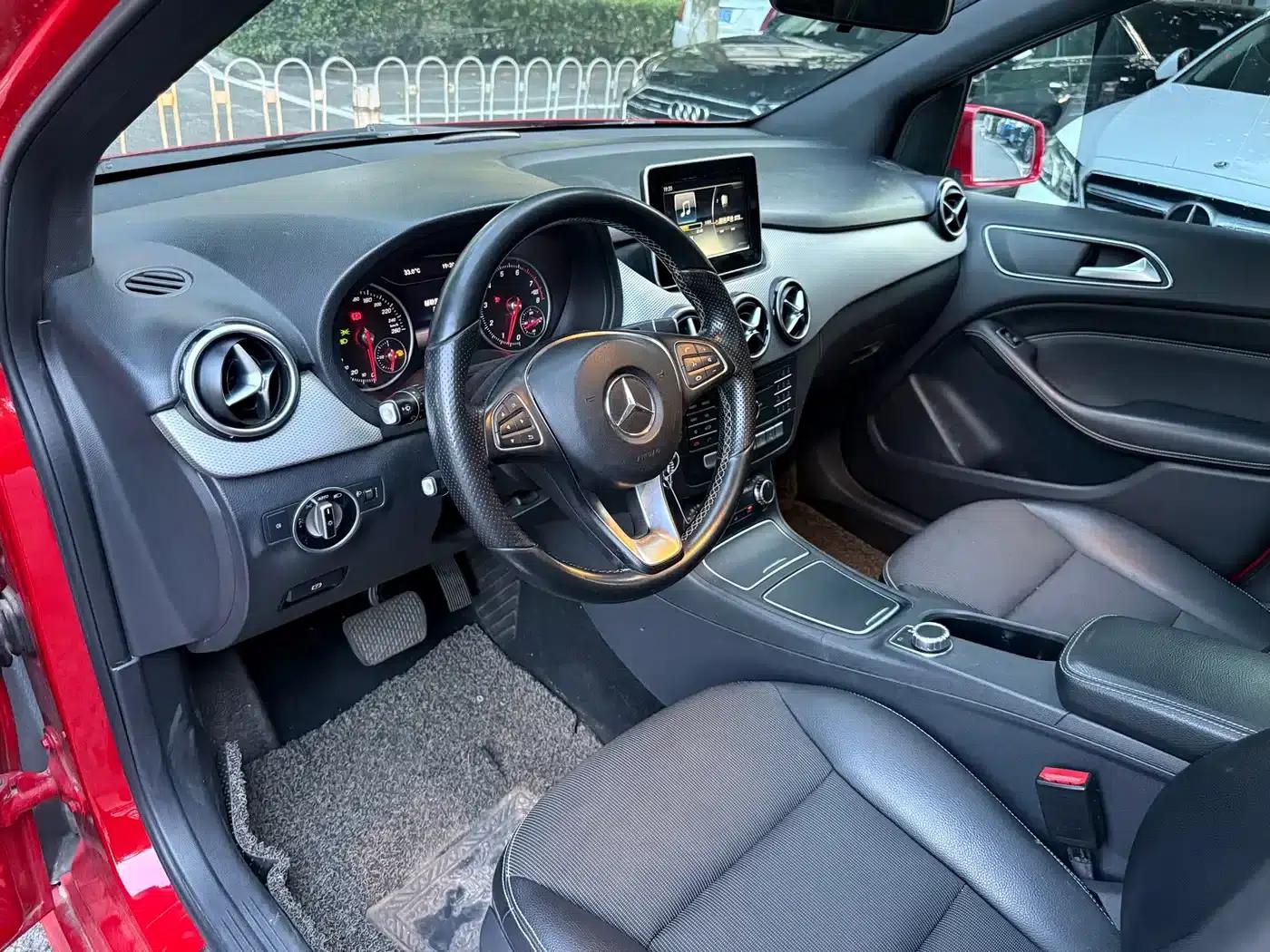 2015 Mercedes-Benz B-Class B 200 Dynamic — миниатюра 9