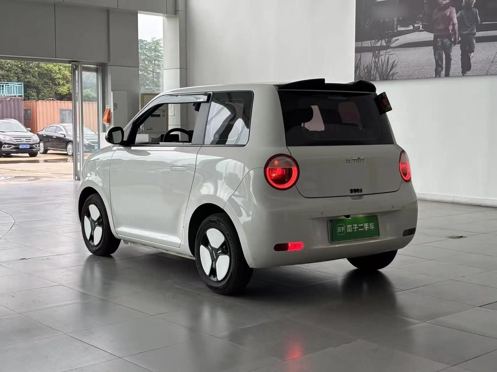 CHANGAN NEVO Lumin 2023 301km Honey Dew Edition — миниатюра 4