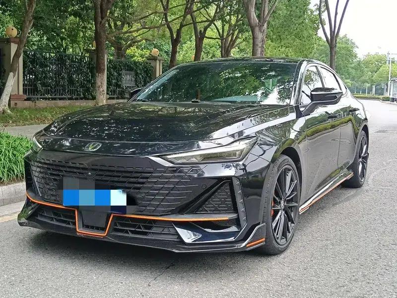 Changan UNI-V 2022 1.5T Sport Edition — миниатюра 1
