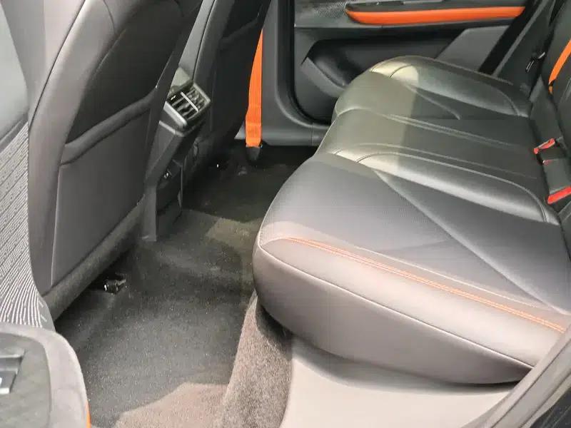 Changan UNI-V 2022 1.5T Sport Edition — миниатюра 10
