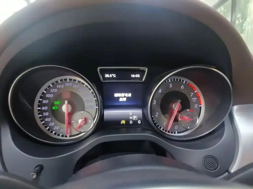 Imported Mercedes-Benz CLA 2016 CLA 260 4MATIC — миниатюра 4