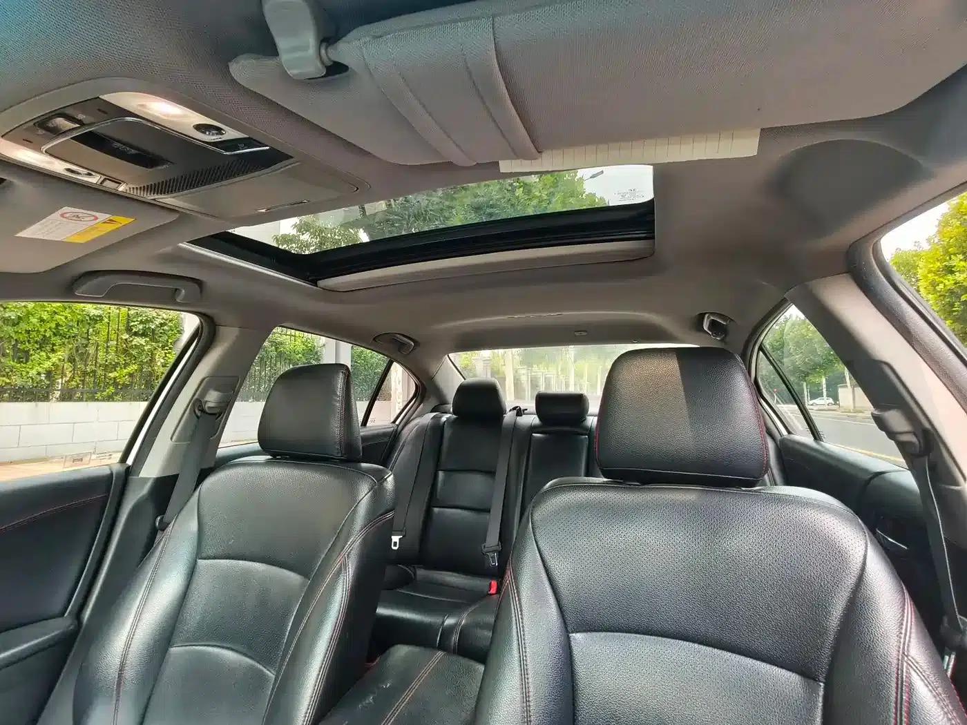 2016 Honda Accord 2.0L Comfort Edition — миниатюра 16