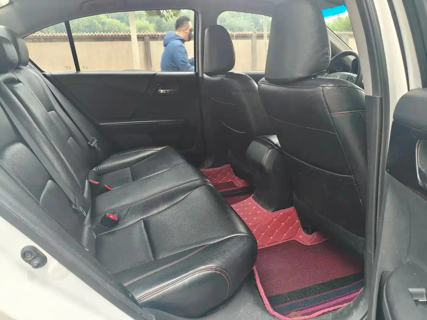2016 Honda Accord 2.0L Comfort Edition — миниатюра 8