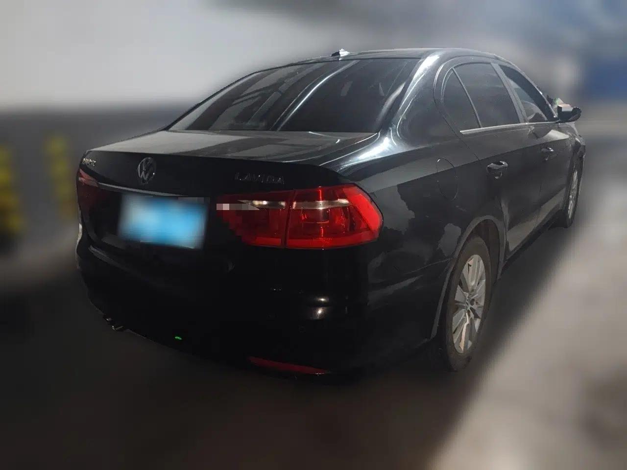 Volkswagen Lavida 2013 Restyled Classic 1.6L Automatic Comfort Edition — миниатюра 6