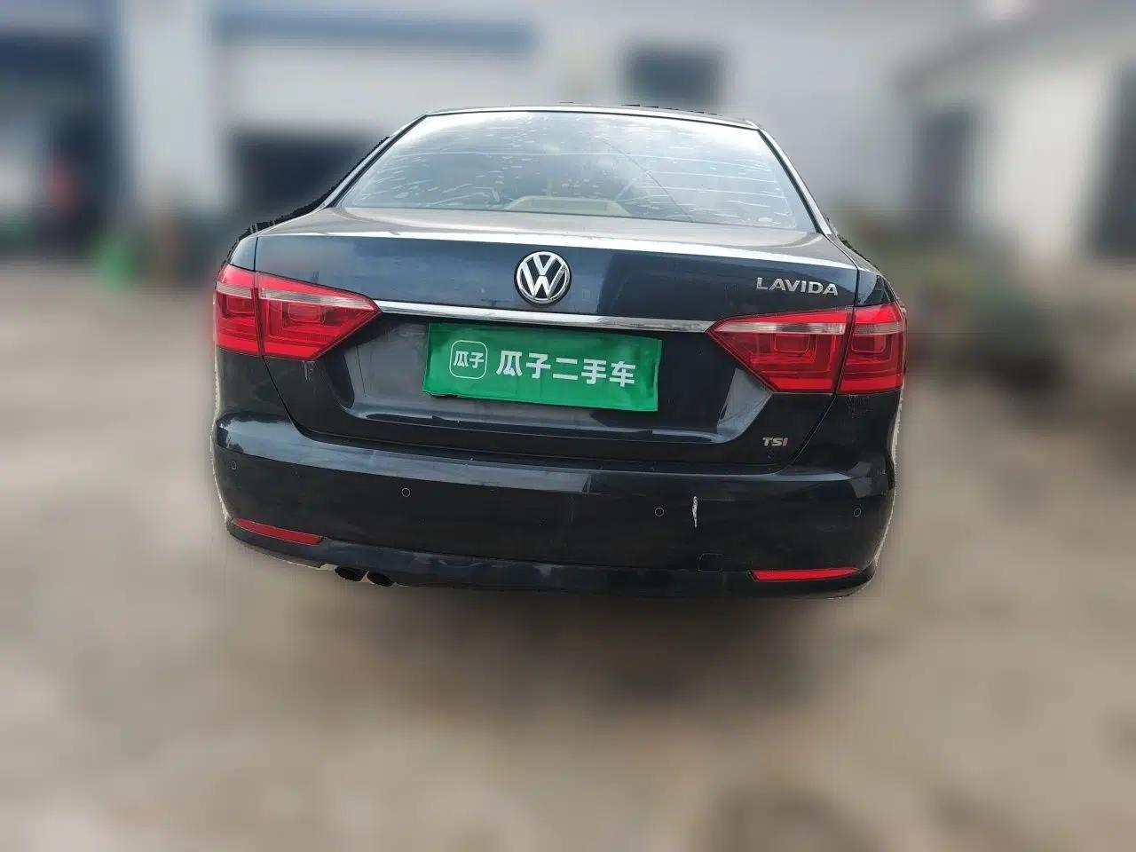 Volkswagen Lavida 2013 1.4TSI Manual Comfort Edition — миниатюра 5