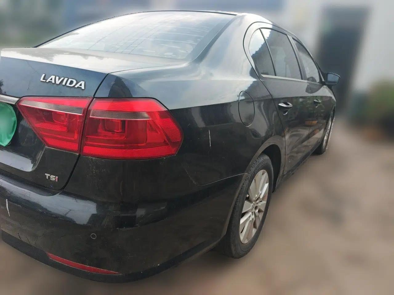 Volkswagen Lavida 2013 1.4TSI Manual Comfort Edition — миниатюра 6