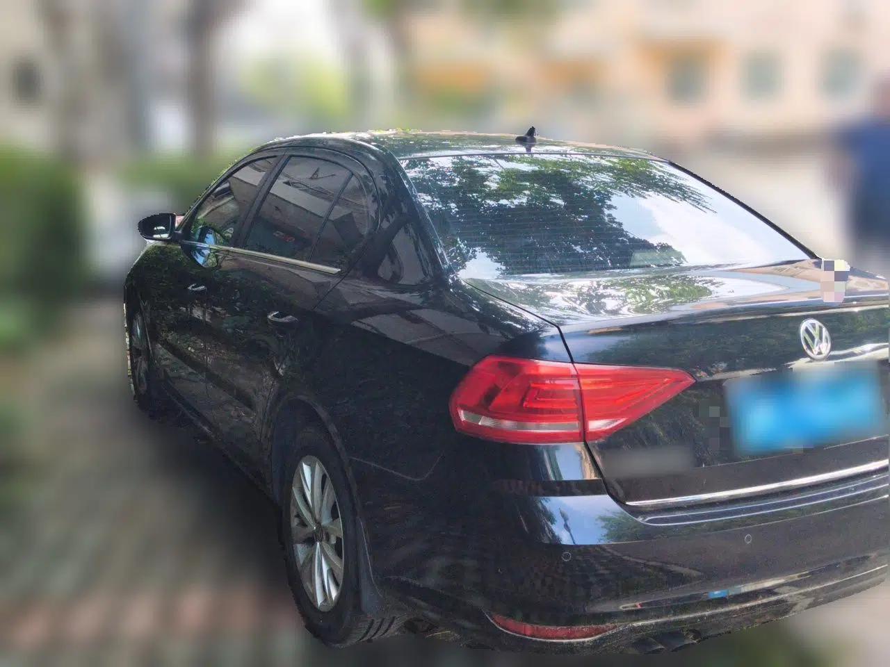 Volkswagen Lavida 2015 230TSI DSG Comfort Edition — миниатюра 4