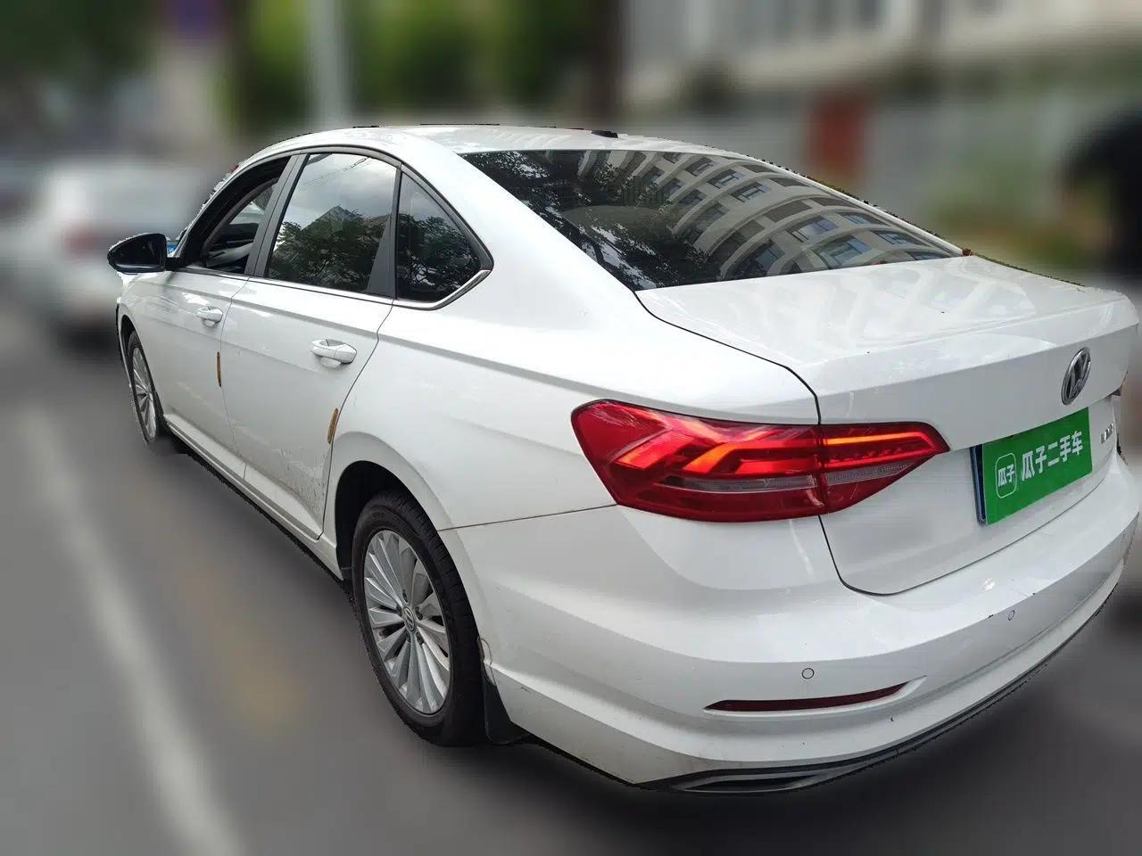 Volkswagen Lavida 2019 1.5L Automatic Comfort Edition China VI Standard — миниатюра 4