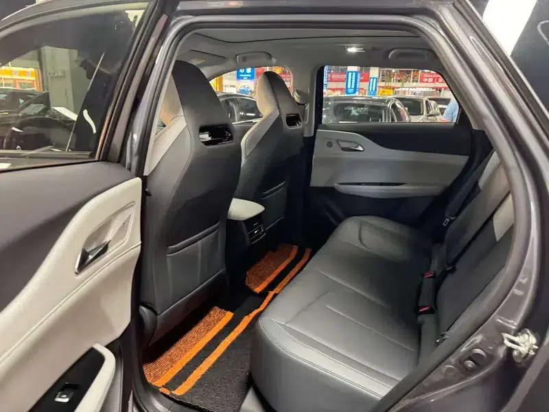 Changan UNI-Z 2025 1.5T DCT Premium Edition — миниатюра 11
