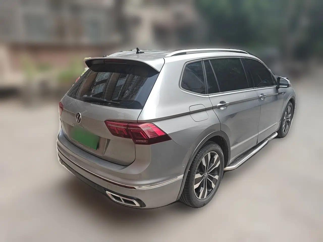 Volkswagen Tiguan L 2022 330TSI Automatic Two-Wheel Drive R-Line Enhanced Edition — миниатюра 6