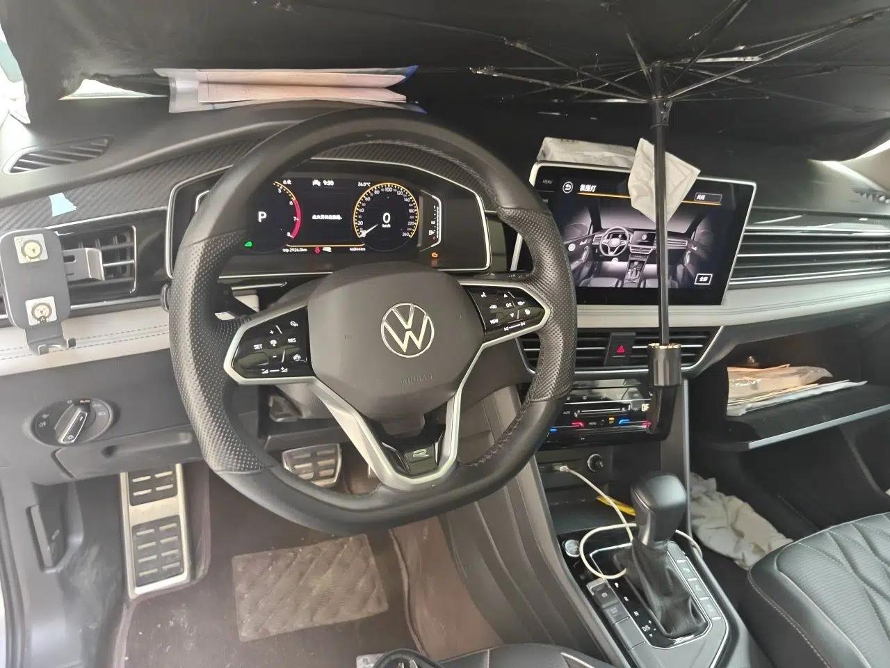 Volkswagen Tiguan L 2022 330TSI Automatic Two-Wheel Drive R-Line Enhanced Edition — миниатюра 10