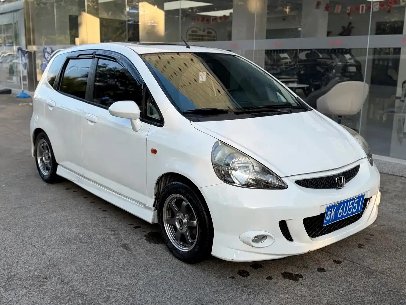 Honda Fit 2006 1.5 MT — миниатюра 4