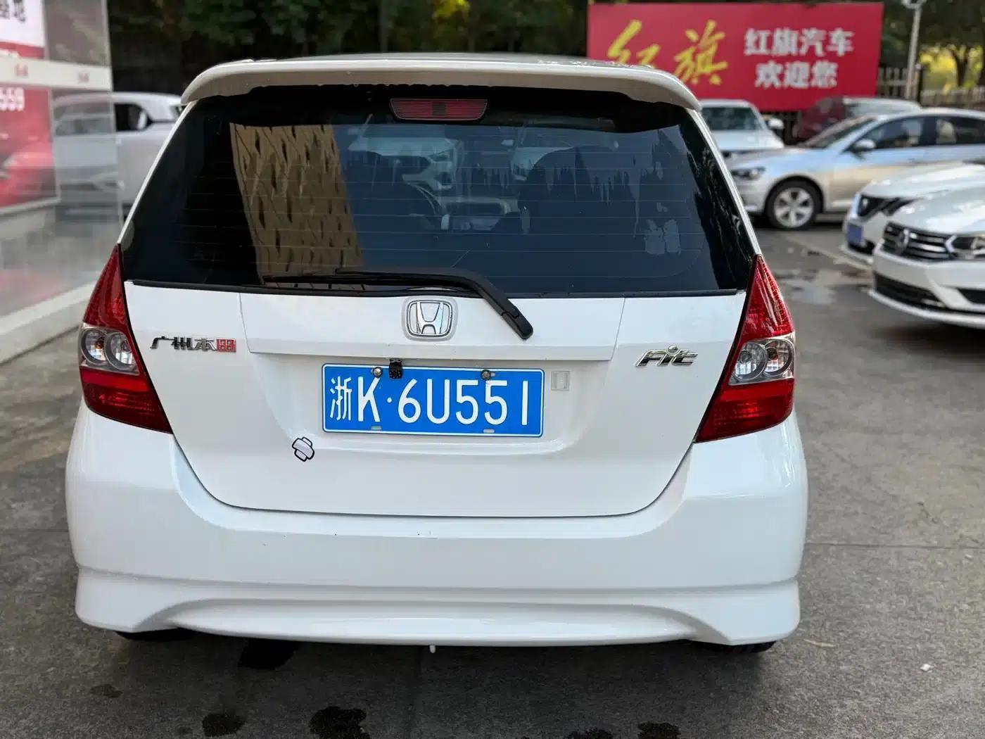 Honda Fit 2006 1.5 MT — миниатюра 5